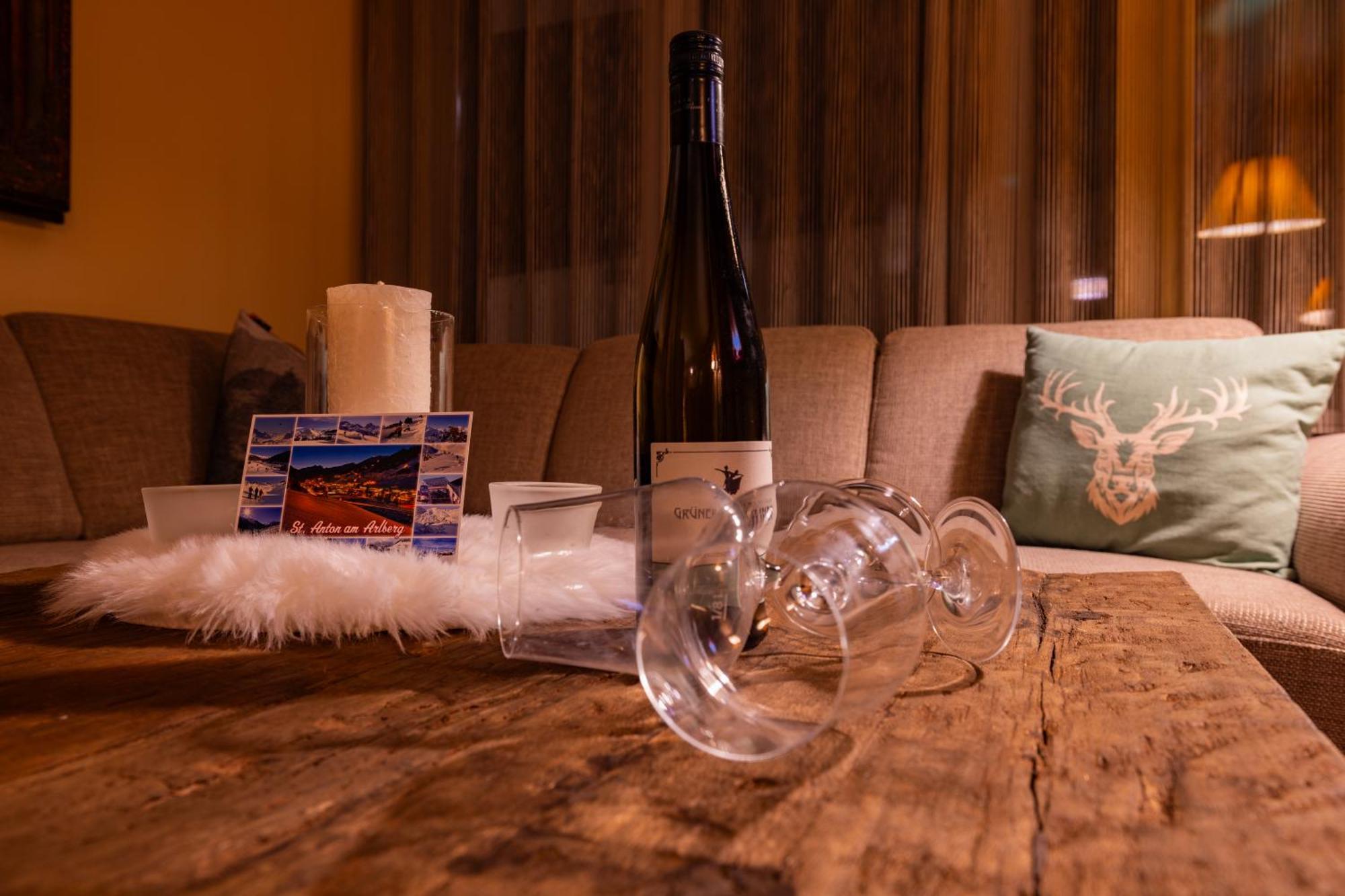 Haus Freunden Apartment Sankt Anton am Arlberg Bagian luar foto