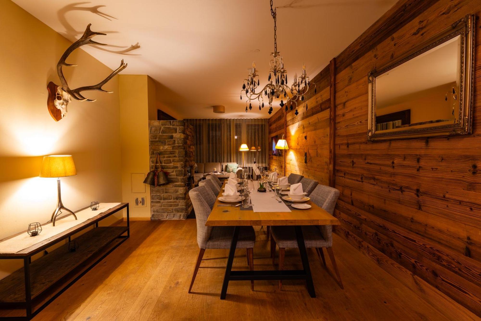 Haus Freunden Apartment Sankt Anton am Arlberg Bagian luar foto